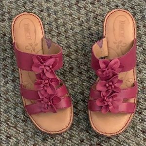 Born (Hand Crafted Footwear) Size 38 (8) Sandal